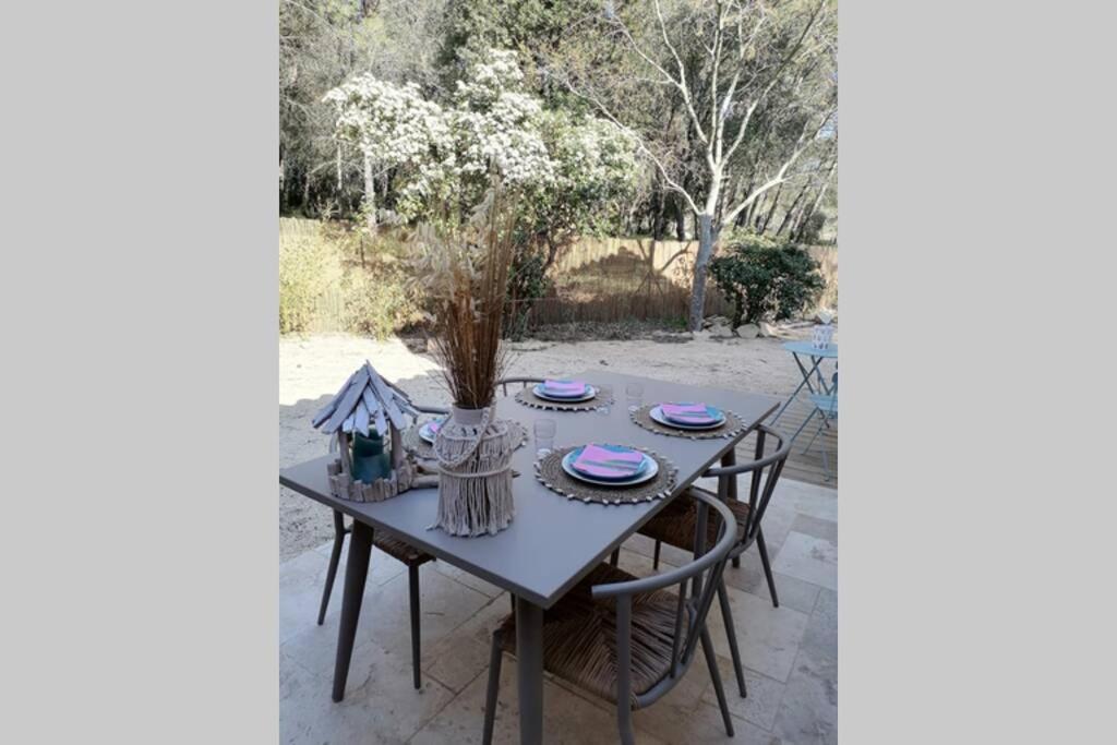 Maison 5 Personnes En Garrigue - Piscine-Spa Prive Langlade Exteriör bild